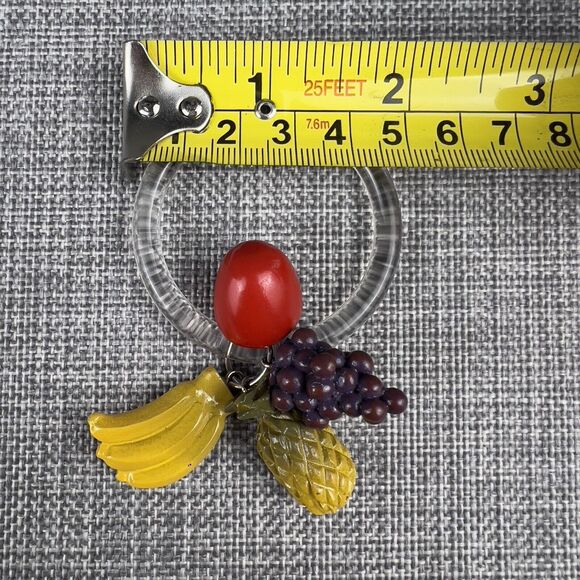 Dangling Fruit Napkin Rings Set Of‎ 4 Banana Pineapple Apple Grapes Grannycore - Picture 5 of 6